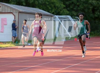 Thumbnail 1 in Section VIII Championship (Boys 400 Meters) photogallery.