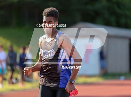Thumbnail 3 in Section VIII Championship (Boys 400 Meters) photogallery.