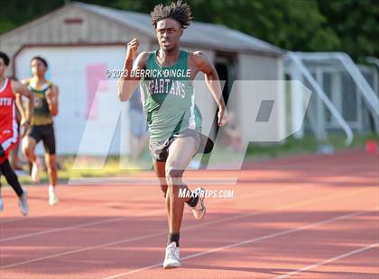 Thumbnail 2 in Section VIII Championship (Boys 400 Meters) photogallery.