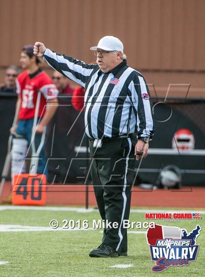 Thumbnail 3 in New London @ Norwich Free Academy (2015 MaxPreps Rivalry Series) photogallery.