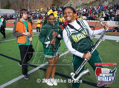 Thumbnail 2 in New London @ Norwich Free Academy (2015 MaxPreps Rivalry Series) photogallery.