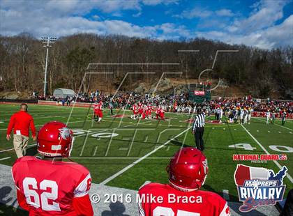 Thumbnail 2 in New London @ Norwich Free Academy (2015 MaxPreps Rivalry Series) photogallery.
