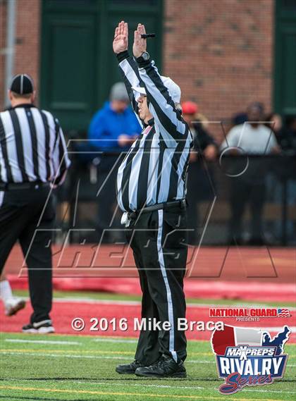 Thumbnail 3 in New London @ Norwich Free Academy (2015 MaxPreps Rivalry Series) photogallery.