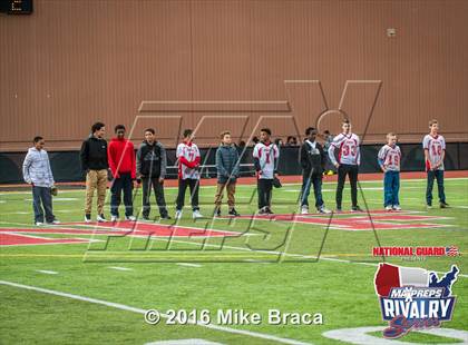 Thumbnail 2 in New London @ Norwich Free Academy (2015 MaxPreps Rivalry Series) photogallery.