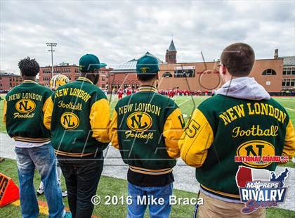 Thumbnail 2 in New London @ Norwich Free Academy (2015 MaxPreps Rivalry Series) photogallery.