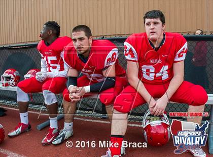 Thumbnail 2 in New London @ Norwich Free Academy (2015 MaxPreps Rivalry Series) photogallery.