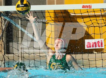 Thumbnail 2 in Castro Valley vs Alameda (Tri-Valley Invitational) photogallery.