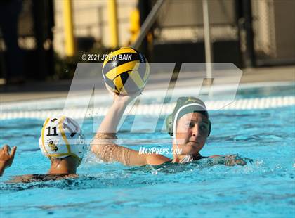 Thumbnail 1 in Castro Valley vs Alameda (Tri-Valley Invitational) photogallery.