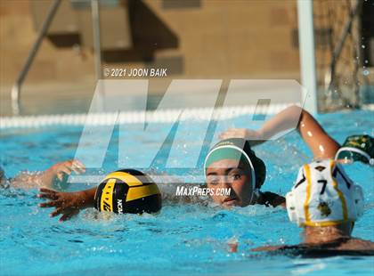 Thumbnail 2 in Castro Valley vs Alameda (Tri-Valley Invitational) photogallery.
