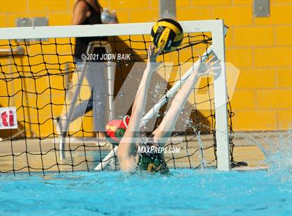 Thumbnail 1 in Castro Valley vs Alameda (Tri-Valley Invitational) photogallery.