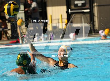 Thumbnail 3 in Castro Valley vs Alameda (Tri-Valley Invitational) photogallery.