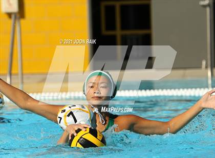 Thumbnail 1 in Castro Valley vs Alameda (Tri-Valley Invitational) photogallery.