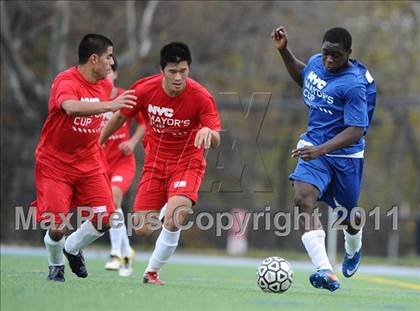 Thumbnail 2 in PSAL vs Independent Schools (2011 NYC Mayor's Cup)  photogallery.