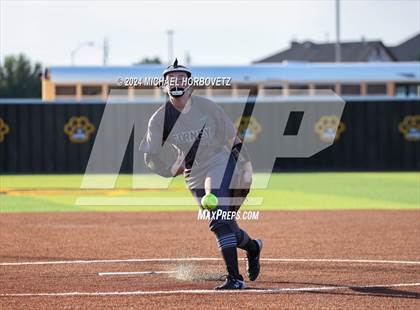 Thumbnail 1 in Forney vs. Walnut Grove (UIL 5A Softball Regional Semi-Final) photogallery.