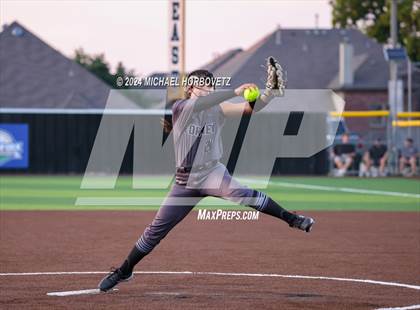 Thumbnail 1 in Forney vs. Walnut Grove (UIL 5A Softball Regional Semi-Final) photogallery.