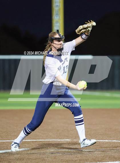 Thumbnail 1 in Forney vs. Walnut Grove (UIL 5A Softball Regional Semi-Final) photogallery.