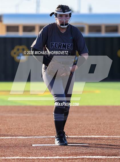 Thumbnail 2 in Forney vs. Walnut Grove (UIL 5A Softball Regional Semi-Final) photogallery.