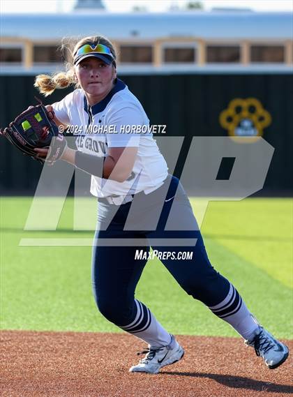 Thumbnail 1 in Forney vs. Walnut Grove (UIL 5A Softball Regional Semi-Final) photogallery.
