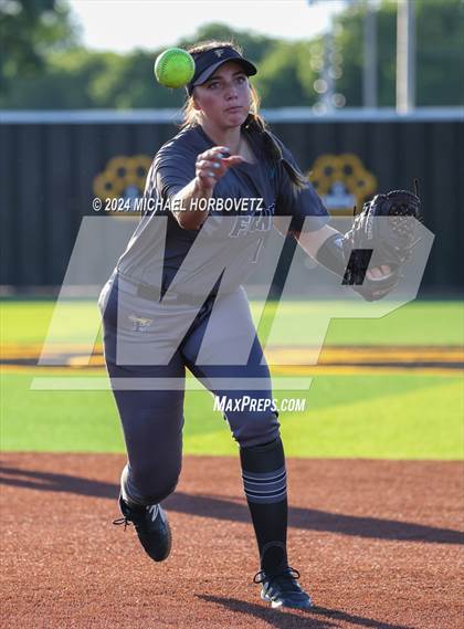 Thumbnail 3 in Forney vs. Walnut Grove (UIL 5A Softball Regional Semi-Final) photogallery.