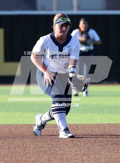 Thumbnail 1 in Forney vs. Walnut Grove (UIL 5A Softball Regional Semi-Final) photogallery.