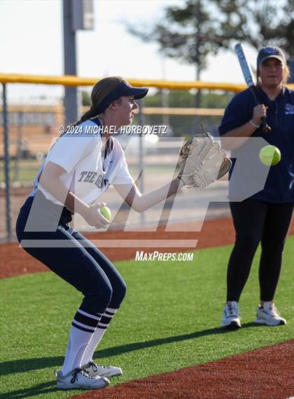 Thumbnail 1 in Forney vs. Walnut Grove (UIL 5A Softball Regional Semi-Final) photogallery.