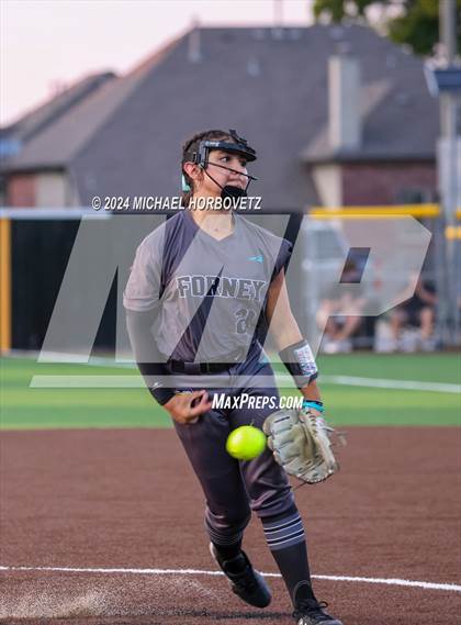 Thumbnail 2 in Forney vs. Walnut Grove (UIL 5A Softball Regional Semi-Final) photogallery.