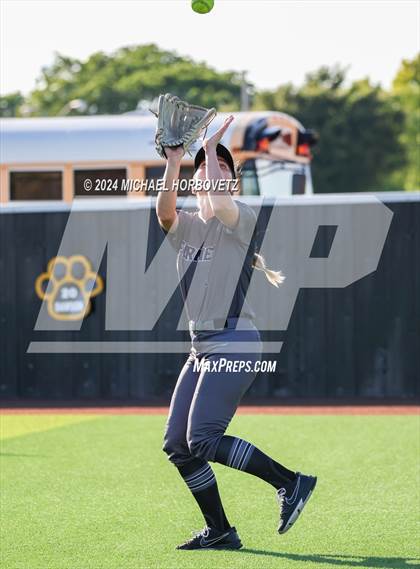 Thumbnail 1 in Forney vs. Walnut Grove (UIL 5A Softball Regional Semi-Final) photogallery.