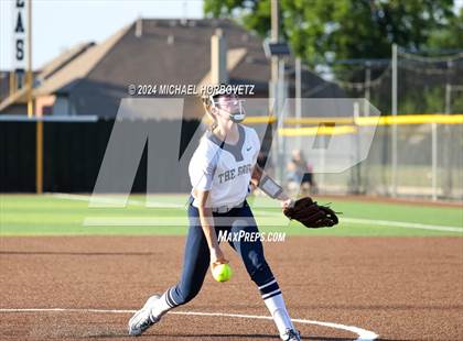 Thumbnail 1 in Forney vs. Walnut Grove (UIL 5A Softball Regional Semi-Final) photogallery.