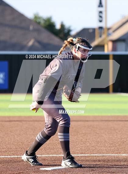 Thumbnail 2 in Forney vs. Walnut Grove (UIL 5A Softball Regional Semi-Final) photogallery.
