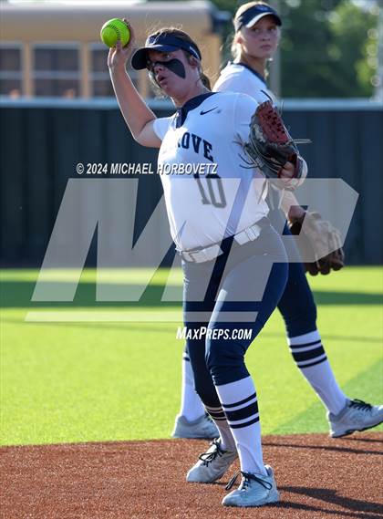 Thumbnail 3 in Forney vs. Walnut Grove (UIL 5A Softball Regional Semi-Final) photogallery.