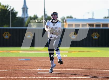 Thumbnail 1 in Forney vs. Walnut Grove (UIL 5A Softball Regional Semi-Final) photogallery.