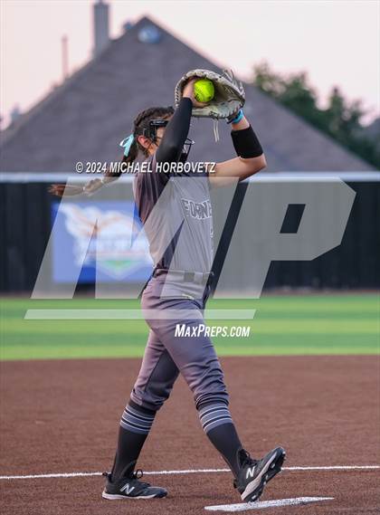 Thumbnail 1 in Forney vs. Walnut Grove (UIL 5A Softball Regional Semi-Final) photogallery.