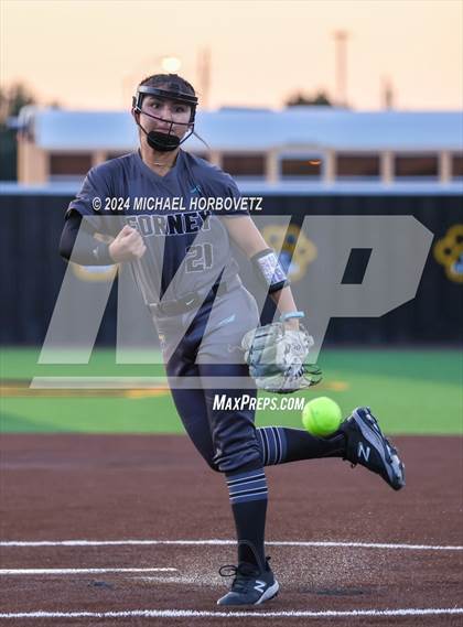 Thumbnail 1 in Forney vs. Walnut Grove (UIL 5A Softball Regional Semi-Final) photogallery.