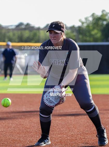 Thumbnail 1 in Forney vs. Walnut Grove (UIL 5A Softball Regional Semi-Final) photogallery.