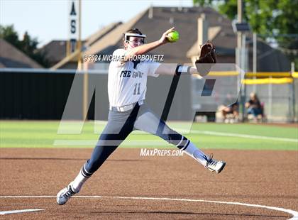 Thumbnail 1 in Forney vs. Walnut Grove (UIL 5A Softball Regional Semi-Final) photogallery.