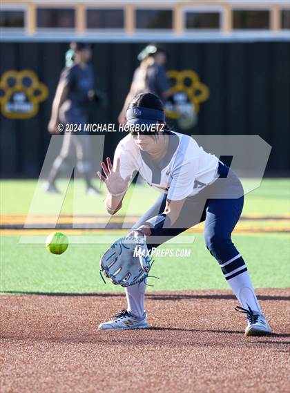 Thumbnail 1 in Forney vs. Walnut Grove (UIL 5A Softball Regional Semi-Final) photogallery.