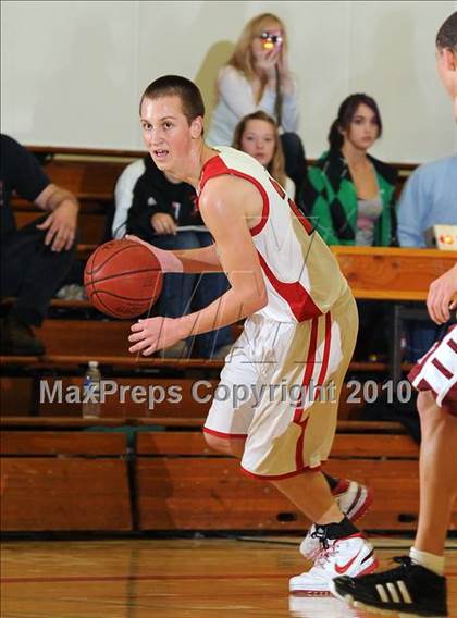Thumbnail 3 in Rio Vista vs. East Nicolaus photogallery.
