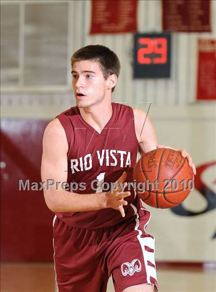 Thumbnail 2 in Rio Vista vs. East Nicolaus photogallery.