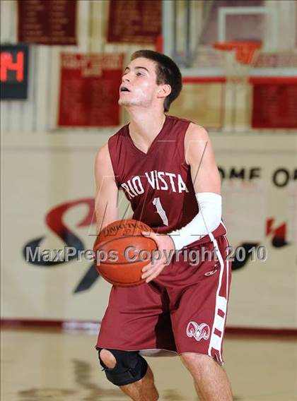 Thumbnail 3 in Rio Vista vs. East Nicolaus photogallery.
