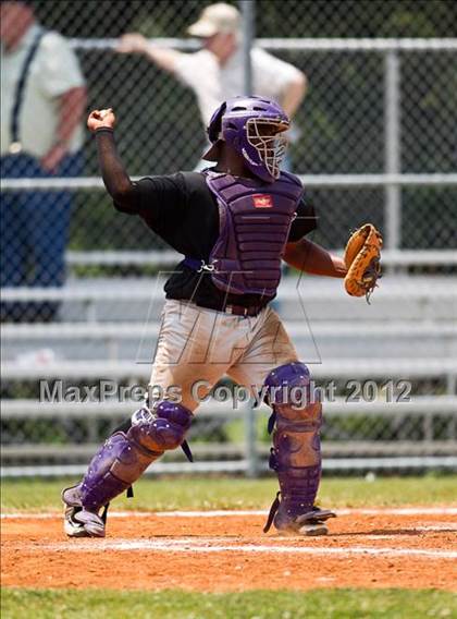 Thumbnail 3 in Scecina Memorial vs George Washington (IHSAA 2A Sectional) photogallery.
