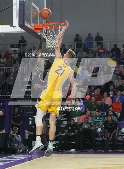 Thumbnail 3 in Memphis East vs. Montverde Academy (City of Palms Classic) photogallery.