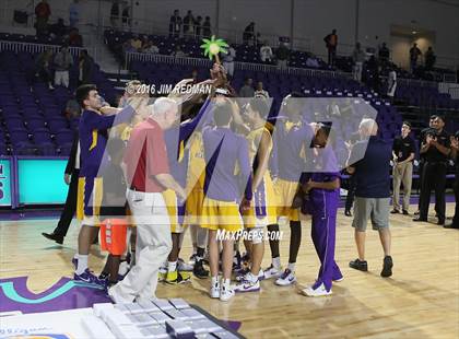 Thumbnail 2 in Memphis East vs. Montverde Academy (City of Palms Classic) photogallery.
