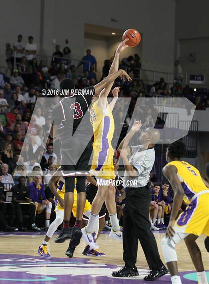 Thumbnail 1 in Memphis East vs. Montverde Academy (City of Palms Classic) photogallery.