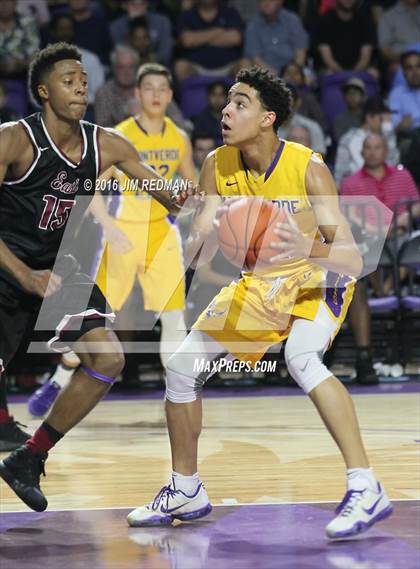 Thumbnail 2 in Memphis East vs. Montverde Academy (City of Palms Classic) photogallery.