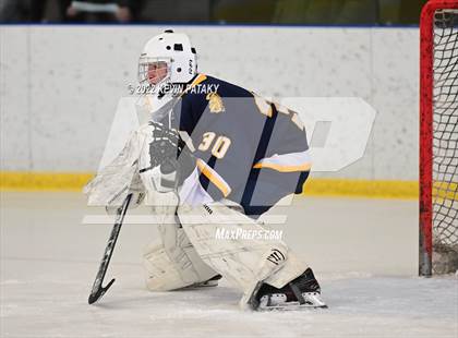 Thumbnail 3 in Housatonic/Northwestern/Wamogo @ New Milford photogallery.