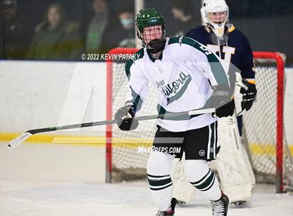 Thumbnail 2 in Housatonic/Northwestern/Wamogo @ New Milford photogallery.