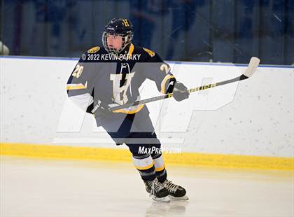 Thumbnail 3 in Housatonic/Northwestern/Wamogo @ New Milford photogallery.