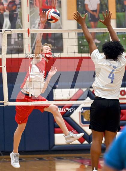 Thumbnail 3 in Arbor View vs. Sierra Vista photogallery.