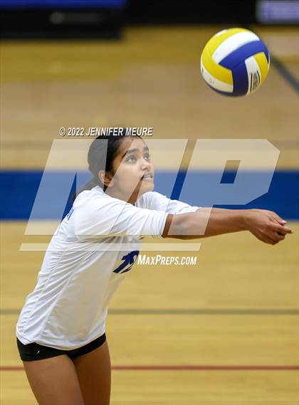 Thumbnail 2 in Irvington vs Homestead (JV Irvington Tournament)  photogallery.