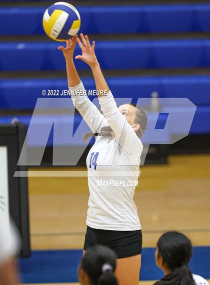 Thumbnail 2 in Irvington vs Homestead (JV Irvington Tournament)  photogallery.
